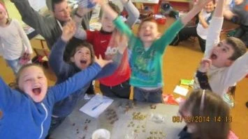 4th class fundraisers for the homeless christmas 2014 006